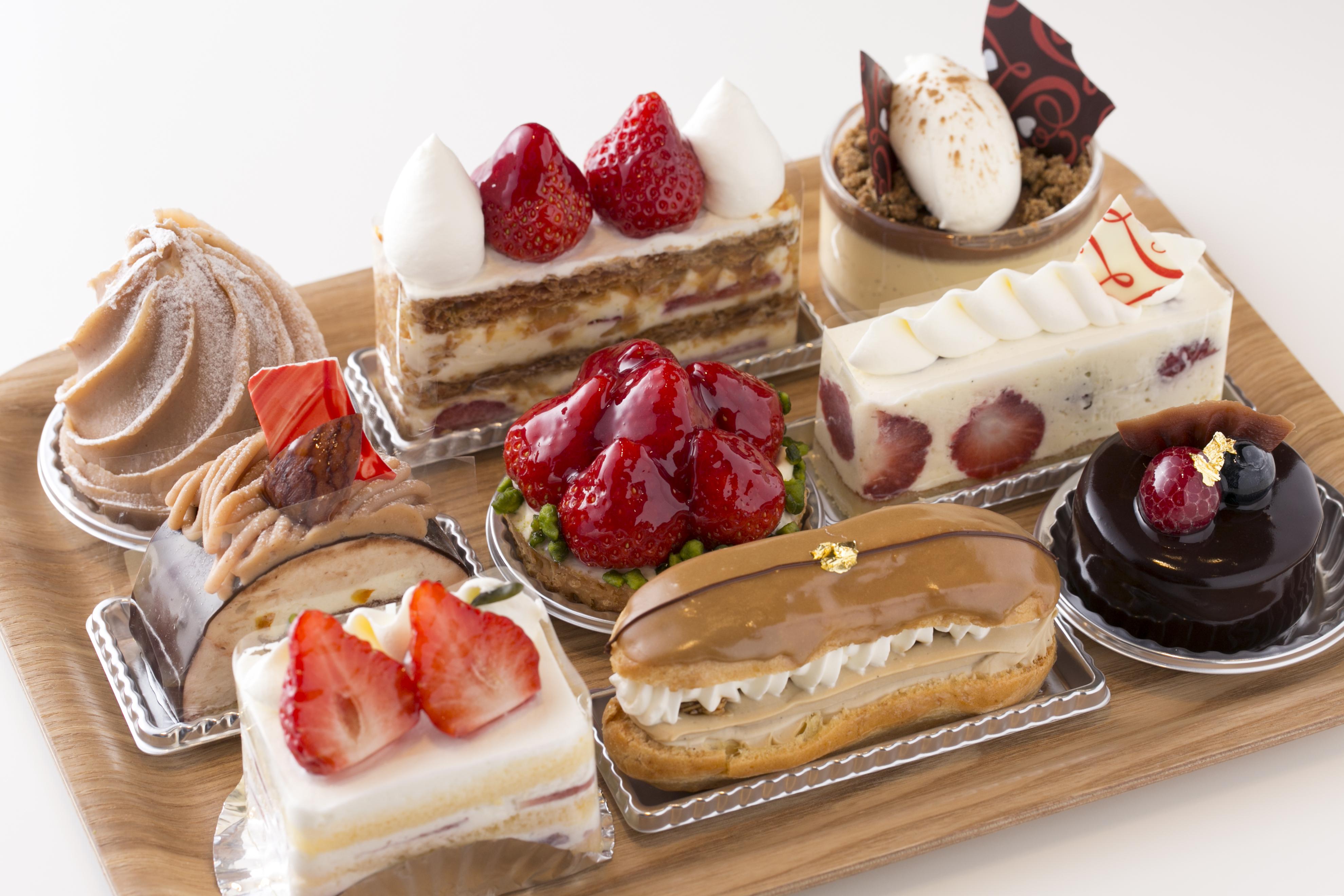 فندق نيكو فوكوكا المظهر الخارجي الصورة A selection of Western desserts